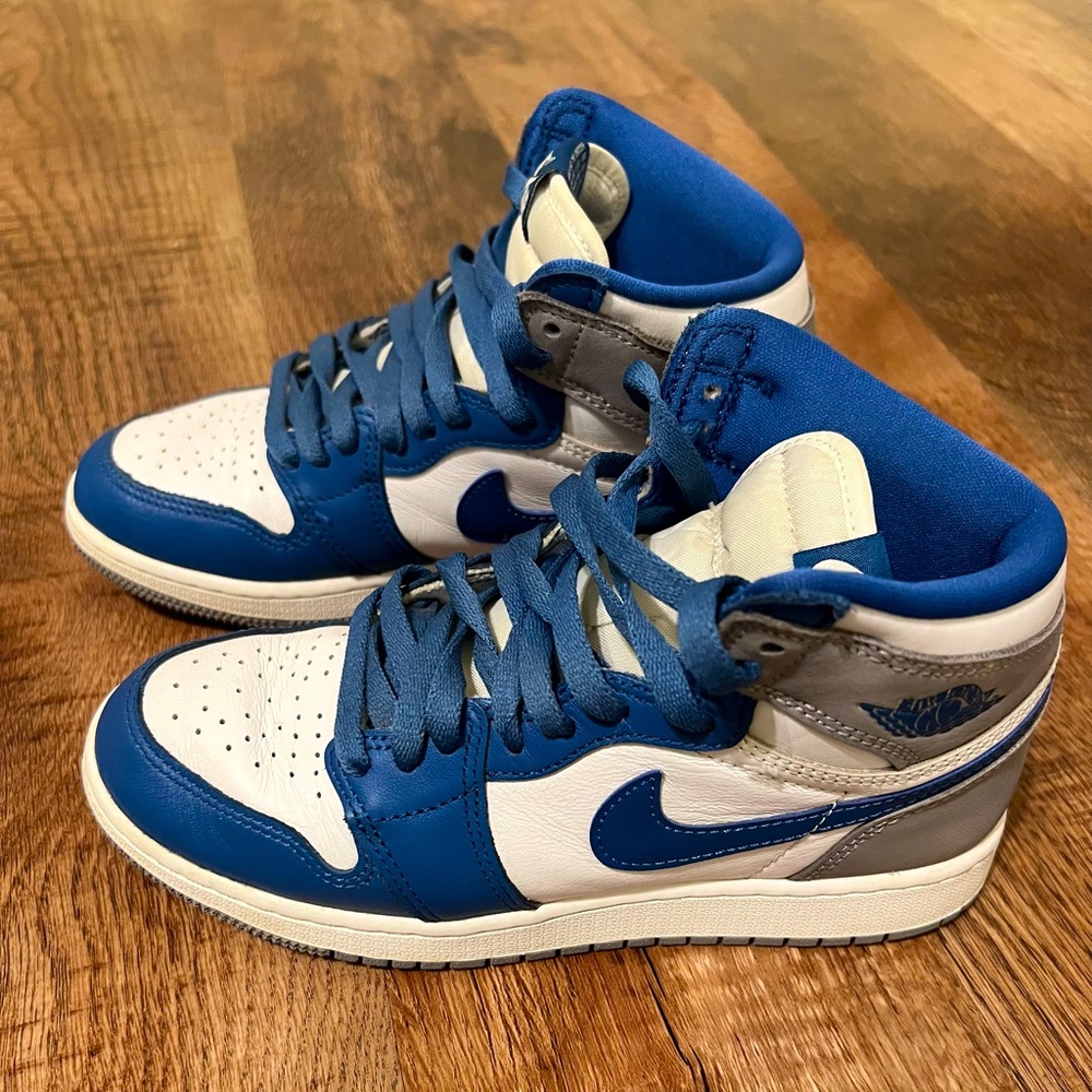 Air Jordan 1 Retro High OG GS ‘True Blue’ 2023